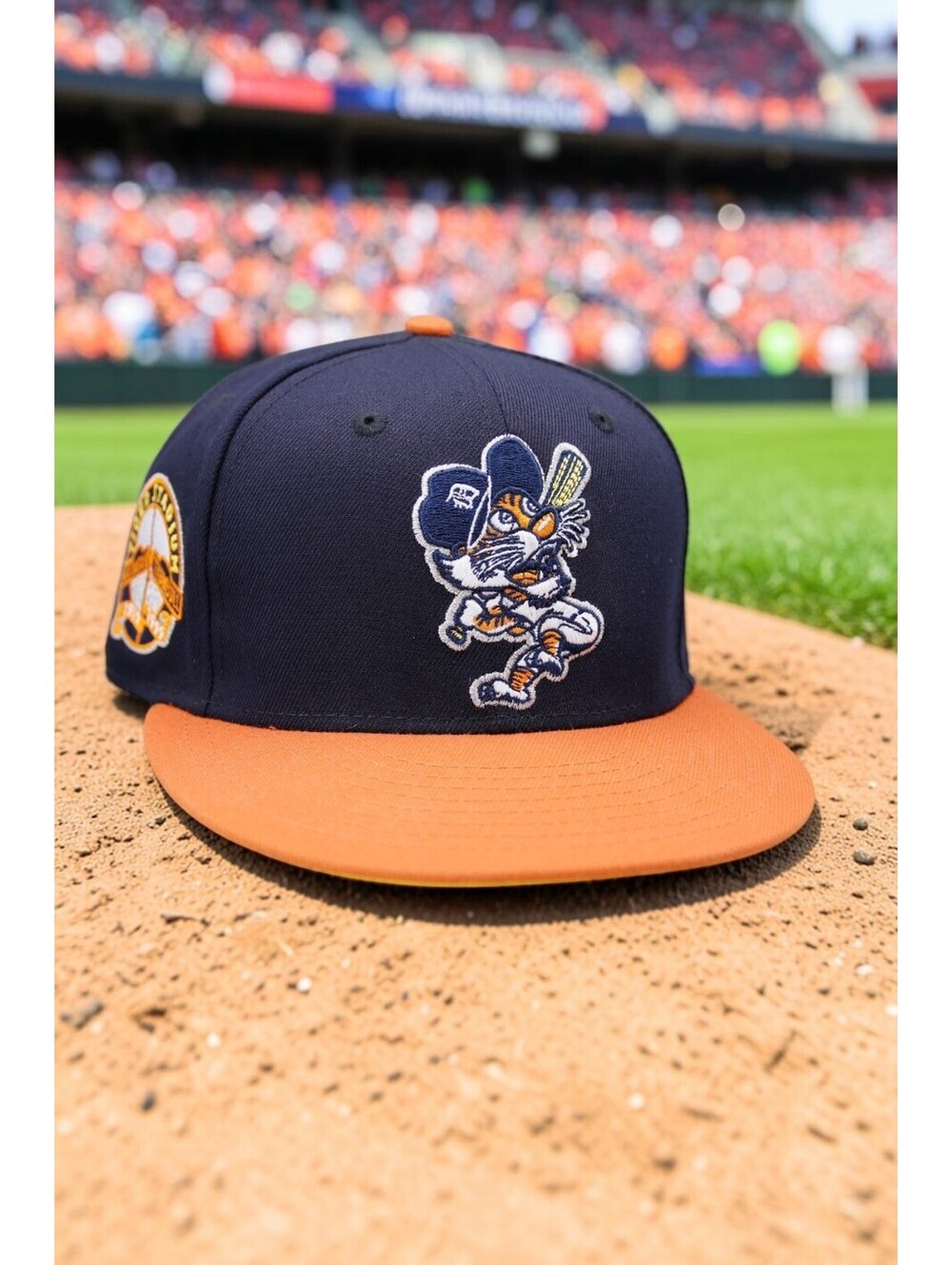 DETROIT TIGERS New Era 59FIFTY Fitted Hat 7 5/8 Navy Orange Sliding Kitty NWOT